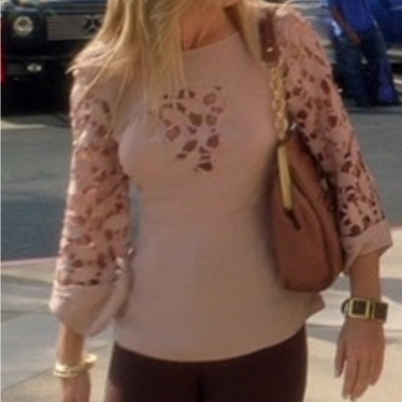 Amazing blouse bcbg - Picture 4 of 4